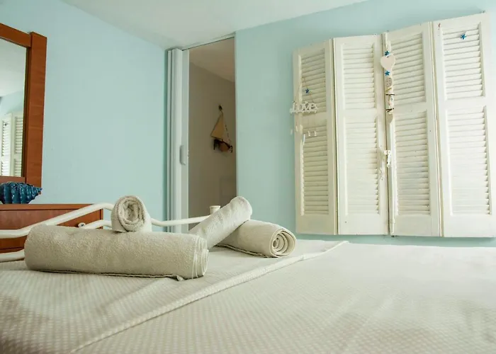 Modern Apartment 100M. From The Sea