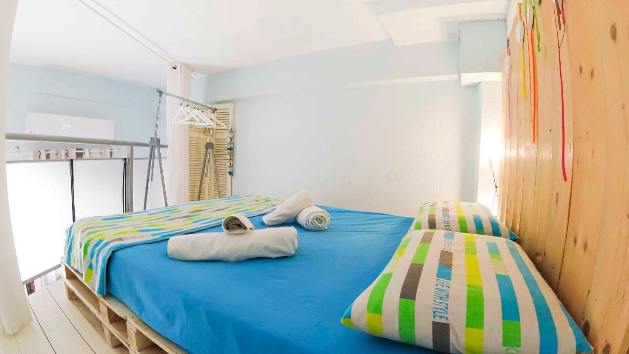 Modern 100m. From The Sea Appartement *