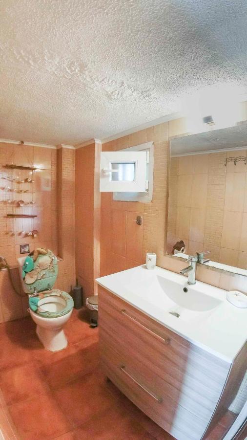 Modern 100m. From The Sea Appartement